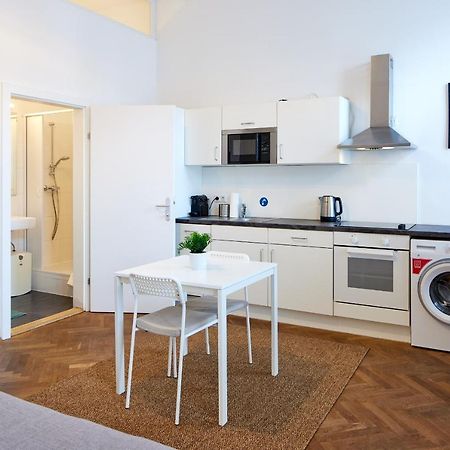 Nice Studio Close To Metro III Wien Exterior foto