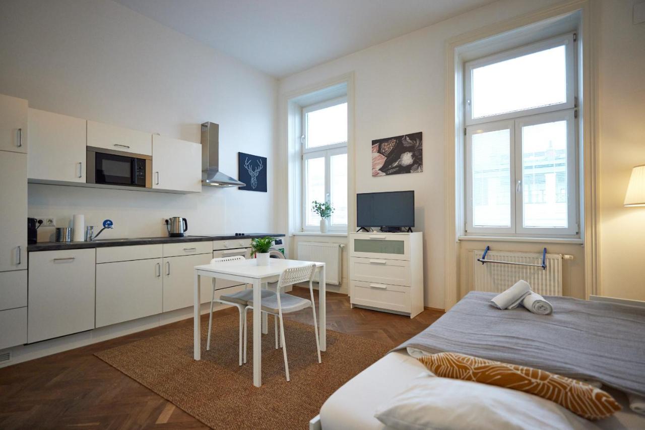 Nice Studio Close To Metro III Wien Exterior foto