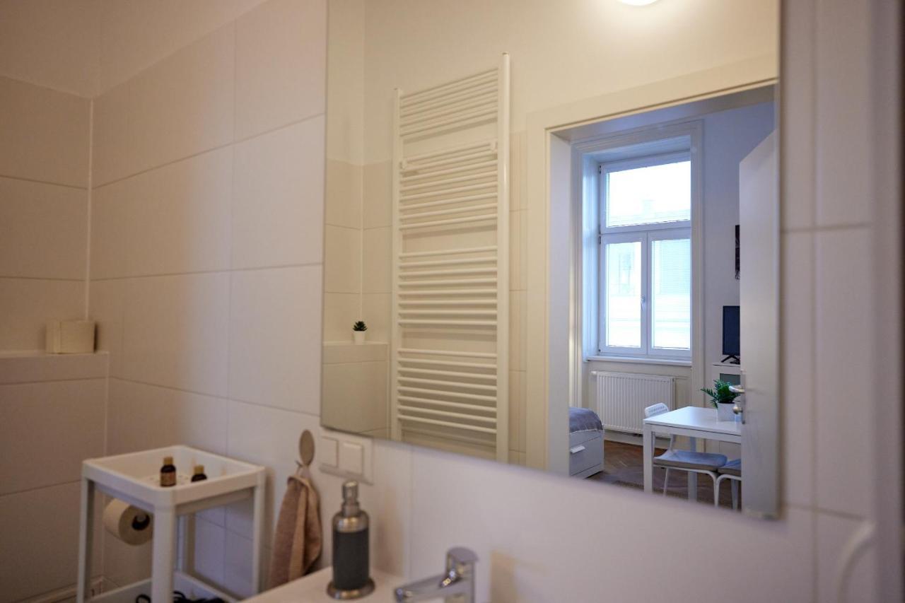 Nice Studio Close To Metro III Wien Exterior foto