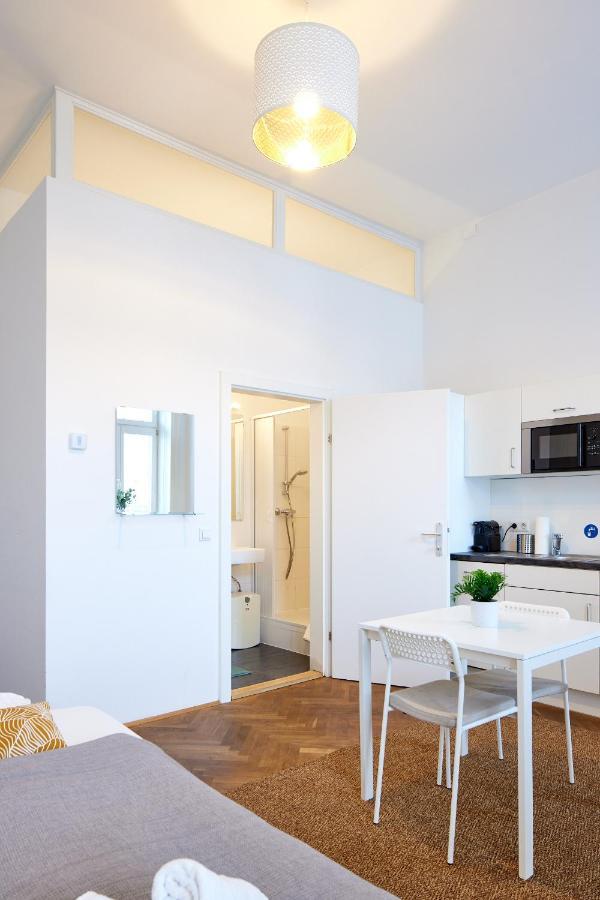 Nice Studio Close To Metro III Wien Exterior foto