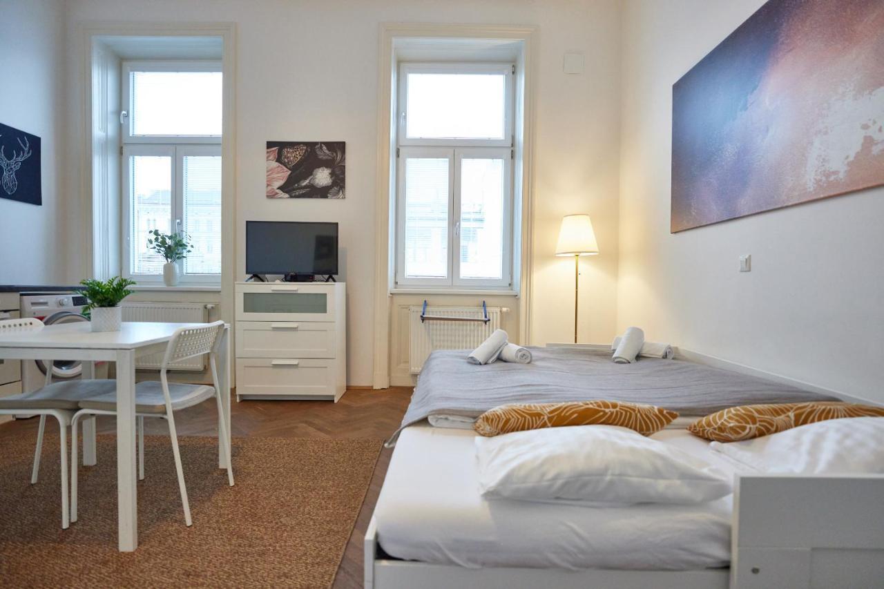 Nice Studio Close To Metro III Wien Exterior foto